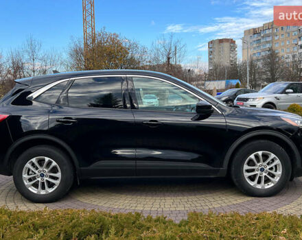 Чорний Форд Ескейп, об'ємом двигуна 1.5 л та пробігом 46 тис. км за 16300 $, фото 7 на Automoto.ua