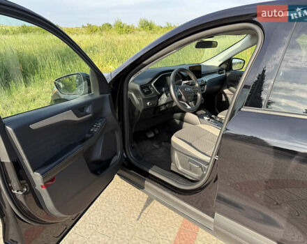 Черный Форд Эскейп, объемом двигателя 1.5 л и пробегом 42 тыс. км за 16500 $, фото 4 на Automoto.ua