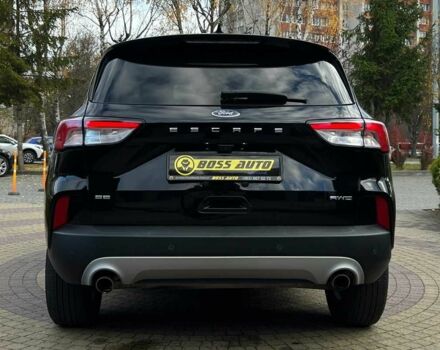 Чорний Форд Ескейп, об'ємом двигуна 1.5 л та пробігом 46 тис. км за 16300 $, фото 5 на Automoto.ua