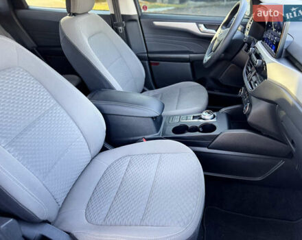 Черный Форд Эскейп, объемом двигателя 1.5 л и пробегом 68 тыс. км за 16500 $, фото 32 на Automoto.ua