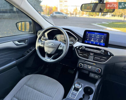 Черный Форд Эскейп, объемом двигателя 1.5 л и пробегом 68 тыс. км за 16500 $, фото 31 на Automoto.ua