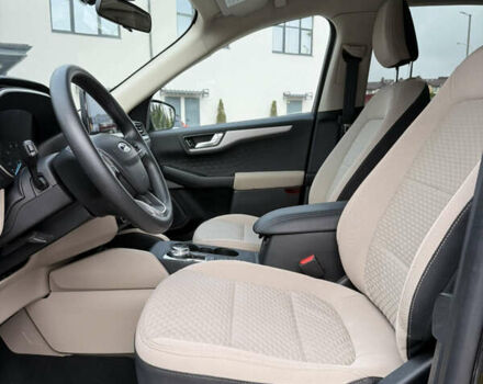 Черный Форд Эскейп, объемом двигателя 1.5 л и пробегом 89 тыс. км за 15199 $, фото 27 на Automoto.ua