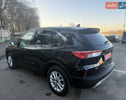 Черный Форд Эскейп, объемом двигателя 1.5 л и пробегом 186 тыс. км за 14600 $, фото 3 на Automoto.ua