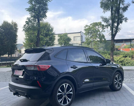 Черный Форд Эскейп, объемом двигателя 2 л и пробегом 74 тыс. км за 21500 $, фото 4 на Automoto.ua