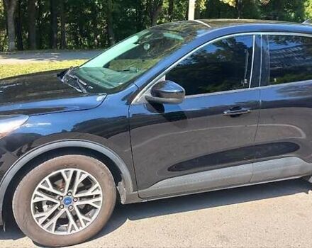 Черный Форд Эскейп, объемом двигателя 0 л и пробегом 82 тыс. км за 17999 $, фото 1 на Automoto.ua