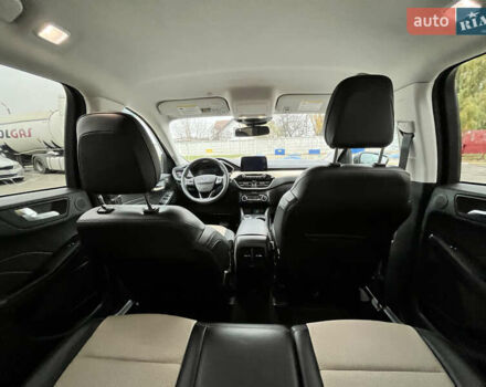 Черный Форд Эскейп, объемом двигателя 2 л и пробегом 41 тыс. км за 20800 $, фото 55 на Automoto.ua