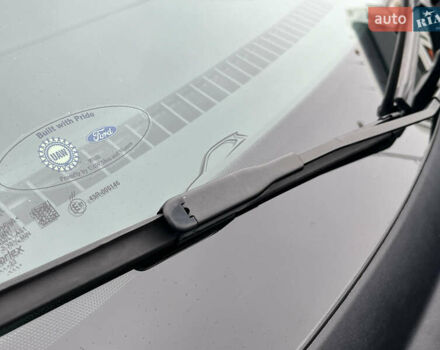 Черный Форд Эскейп, объемом двигателя 2 л и пробегом 42 тыс. км за 20000 $, фото 81 на Automoto.ua