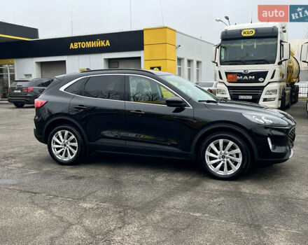 Черный Форд Эскейп, объемом двигателя 2 л и пробегом 42 тыс. км за 20000 $, фото 28 на Automoto.ua