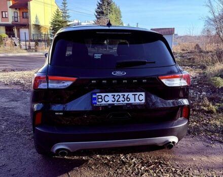 Чорний Форд Ескейп, об'ємом двигуна 1.5 л та пробігом 50 тис. км за 16500 $, фото 3 на Automoto.ua