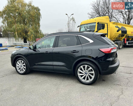 Черный Форд Эскейп, объемом двигателя 2 л и пробегом 41 тыс. км за 20800 $, фото 32 на Automoto.ua