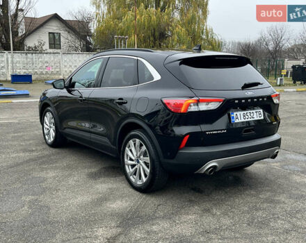 Черный Форд Эскейп, объемом двигателя 2 л и пробегом 42 тыс. км за 20000 $, фото 20 на Automoto.ua