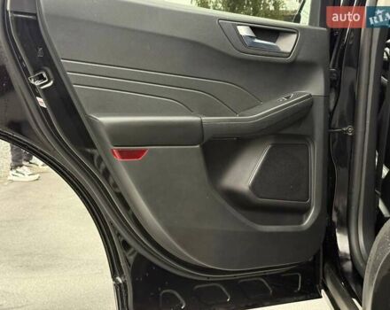 Черный Форд Эскейп, объемом двигателя 0 л и пробегом 52 тыс. км за 17900 $, фото 32 на Automoto.ua