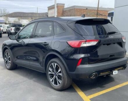 Черный Форд Эскейп, объемом двигателя 2 л и пробегом 19 тыс. км за 12400 $, фото 4 на Automoto.ua