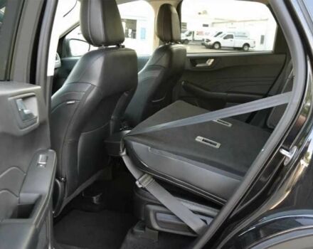 Черный Форд Эскейп, объемом двигателя 2 л и пробегом 71 тыс. км за 12300 $, фото 14 на Automoto.ua