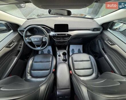 Чорний Форд Ескейп, об'ємом двигуна 2 л та пробігом 31 тис. км за 22900 $, фото 53 на Automoto.ua