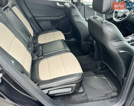 Черный Форд Эскейп, объемом двигателя 2 л и пробегом 42 тыс. км за 20000 $, фото 74 на Automoto.ua