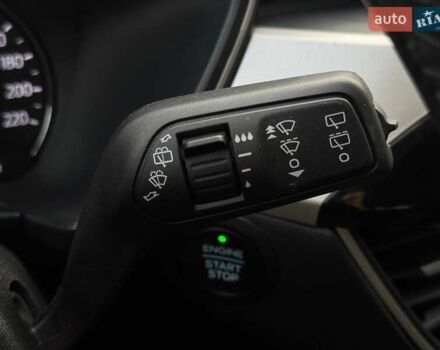 Чорний Форд Ескейп, об'ємом двигуна 2 л та пробігом 31 тис. км за 22900 $, фото 33 на Automoto.ua