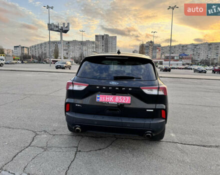 Черный Форд Эскейп, объемом двигателя 0 л и пробегом 90 тыс. км за 19500 $, фото 6 на Automoto.ua