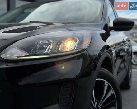 Чорний Форд Ескейп, об'ємом двигуна 2 л та пробігом 31 тис. км за 22900 $, фото 4 на Automoto.ua