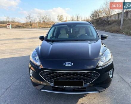 Чорний Форд Ескейп, об'ємом двигуна 1.5 л та пробігом 32 тис. км за 19500 $, фото 2 на Automoto.ua