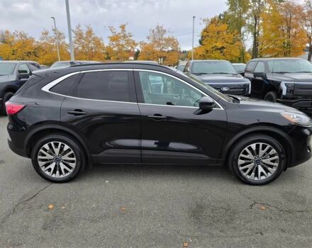 Черный Форд Эскейп, объемом двигателя 2 л и пробегом 17 тыс. км за 11900 $, фото 6 на Automoto.ua