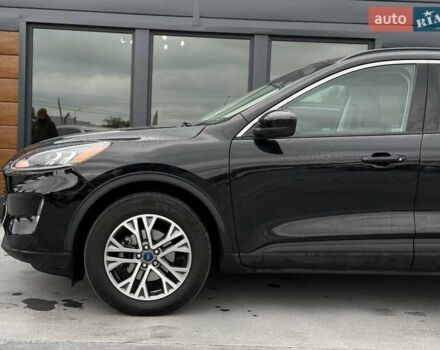 Черный Форд Эскейп, объемом двигателя 0 л и пробегом 52 тыс. км за 17900 $, фото 10 на Automoto.ua