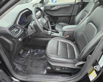 Черный Форд Эскейп, объемом двигателя 2 л и пробегом 31 тыс. км за 7400 $, фото 4 на Automoto.ua