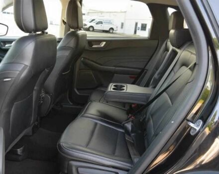 Черный Форд Эскейп, объемом двигателя 2 л и пробегом 71 тыс. км за 12300 $, фото 15 на Automoto.ua