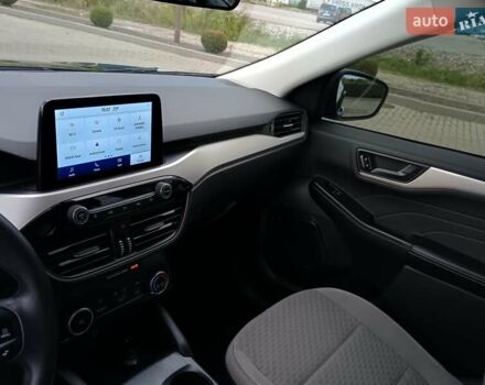Черный Форд Эскейп, объемом двигателя 1.5 л и пробегом 41 тыс. км за 17500 $, фото 26 на Automoto.ua