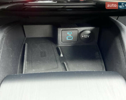 Черный Форд Эскейп, объемом двигателя 2 л и пробегом 42 тыс. км за 20000 $, фото 40 на Automoto.ua