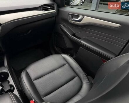 Черный Форд Эскейп, объемом двигателя 0 л и пробегом 52 тыс. км за 17900 $, фото 42 на Automoto.ua