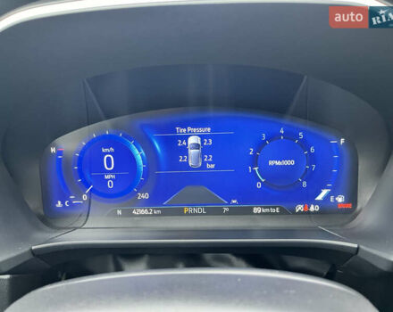 Черный Форд Эскейп, объемом двигателя 2 л и пробегом 42 тыс. км за 20000 $, фото 2 на Automoto.ua