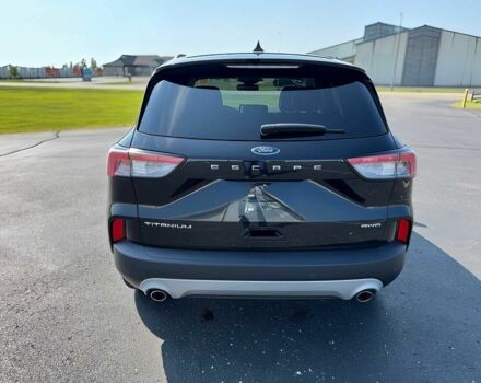 Форд Эскейп 2022 в Черновцах на Automoto.ua Черный Форд Эскейп, объемом двигателя 2 л и пробегом 28 тыс. км за 13000 $, фото 4 на Automoto.ua