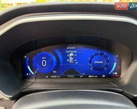 Черный Форд Эскейп, объемом двигателя 0 л и пробегом 44 тыс. км за 20999 $, фото 27 на Automoto.ua