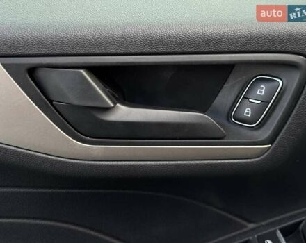 Чорний Форд Ескейп, об'ємом двигуна 2 л та пробігом 31 тис. км за 22900 $, фото 23 на Automoto.ua