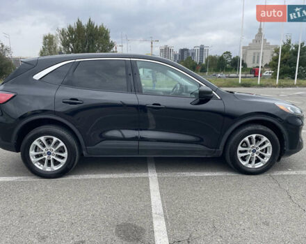 Чорний Форд Ескейп, об'ємом двигуна 1.5 л та пробігом 106 тис. км за 17999 $, фото 3 на Automoto.ua