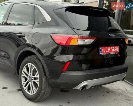 Черный Форд Эскейп, объемом двигателя 0 л и пробегом 52 тыс. км за 17900 $, фото 5 на Automoto.ua