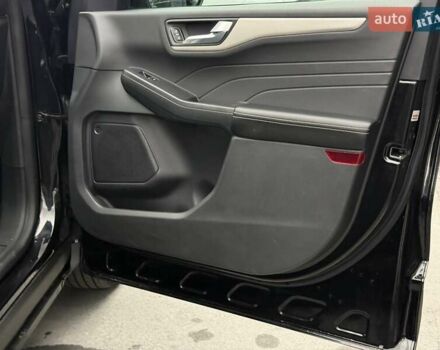 Черный Форд Эскейп, объемом двигателя 0 л и пробегом 52 тыс. км за 17900 $, фото 50 на Automoto.ua