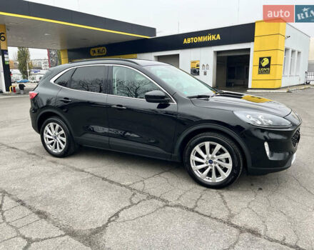 Черный Форд Эскейп, объемом двигателя 2 л и пробегом 41 тыс. км за 20800 $, фото 17 на Automoto.ua