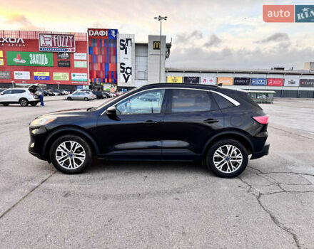 Черный Форд Эскейп, объемом двигателя 0 л и пробегом 90 тыс. км за 19500 $, фото 5 на Automoto.ua