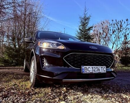 Чорний Форд Ескейп, об'ємом двигуна 1.5 л та пробігом 50 тис. км за 16500 $, фото 7 на Automoto.ua