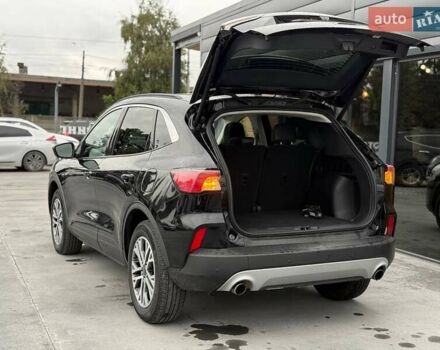 Черный Форд Эскейп, объемом двигателя 0 л и пробегом 52 тыс. км за 17900 $, фото 58 на Automoto.ua