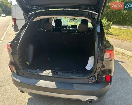 Черный Форд Эскейп, объемом двигателя 0 л и пробегом 82 тыс. км за 17999 $, фото 13 на Automoto.ua