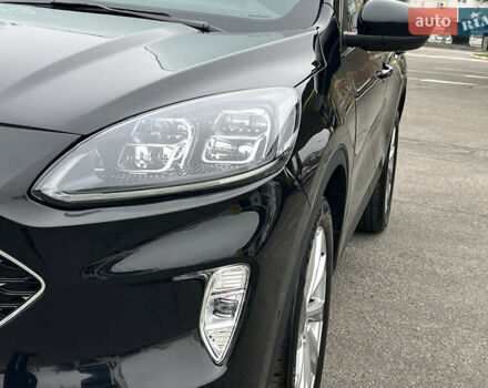 Черный Форд Эскейп, объемом двигателя 2 л и пробегом 41 тыс. км за 20800 $, фото 36 на Automoto.ua