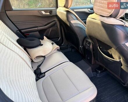 Чорний Форд Ескейп, об'ємом двигуна 1.5 л та пробігом 32 тис. км за 19500 $, фото 7 на Automoto.ua