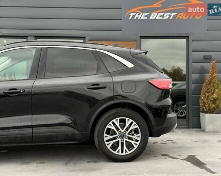 Черный Форд Эскейп, объемом двигателя 0 л и пробегом 52 тыс. км за 17900 $, фото 9 на Automoto.ua