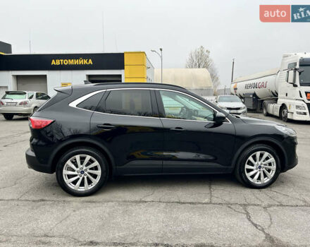 Черный Форд Эскейп, объемом двигателя 2 л и пробегом 41 тыс. км за 20800 $, фото 20 на Automoto.ua