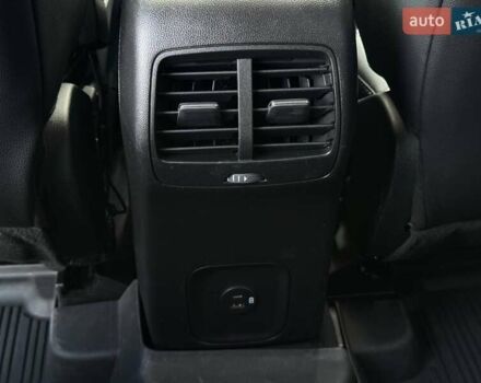 Чорний Форд Ескейп, об'ємом двигуна 2 л та пробігом 31 тис. км за 22900 $, фото 50 на Automoto.ua