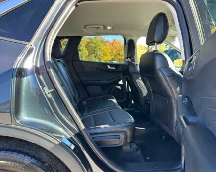 Черный Форд Эскейп, объемом двигателя 2 л и пробегом 65 тыс. км за 5328 $, фото 5 на Automoto.ua