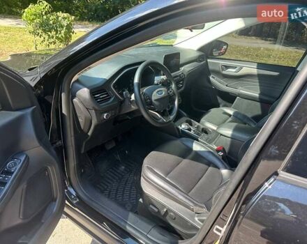 Черный Форд Эскейп, объемом двигателя 0 л и пробегом 82 тыс. км за 17999 $, фото 6 на Automoto.ua